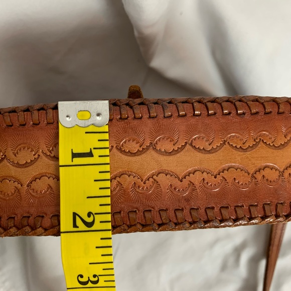 Beautiful Lifton’s hand tooled vintage purse - Picture 8 of 8